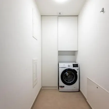 Exklusives Familienapartment Mit Luxurioesem Flair * Zúrich