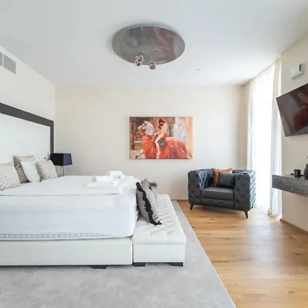 Apartamento Exklusives Familienapartment Mit Luxurioesem Flair Zúrich