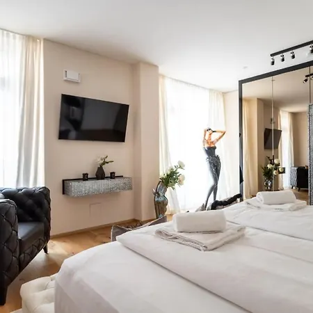 Exklusives Familienapartment Mit Luxurioesem Flair * Zúrich