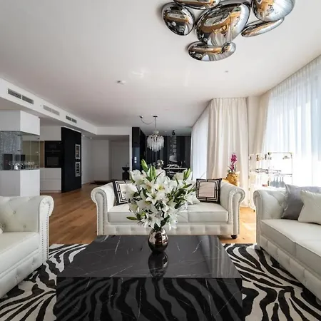 Exklusives Familienapartment Mit Luxurioesem Flair * Zúrich