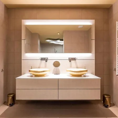 Exklusives Familienapartment Mit Luxurioesem Flair *