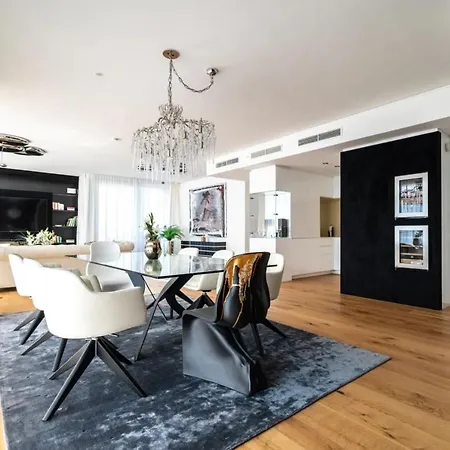 Exklusives Familienapartment Mit Luxurioesem Flair Apartamento Zúrich