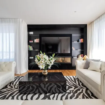 Apartamento Exklusives Familienapartment Mit Luxurioesem Flair Zúrich